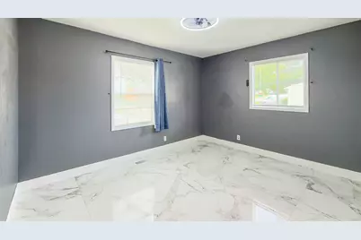 304 Hamrick Avenue, Romeoville, IL 60446 - Photo 8