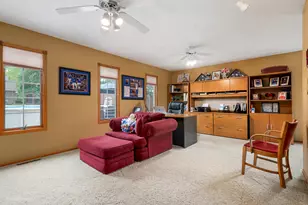 295 W Grandin Rd, Morris, IL 60450 - Photo 18
