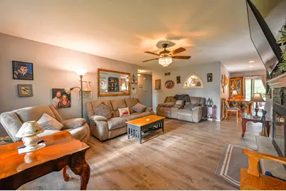 707 Kirkwood Avenue, Winthrop Harbor, IL 60096 - Photo 2