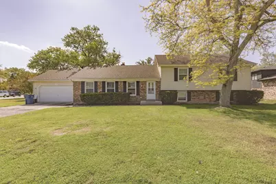 944 Carol Lane, Crete, IL 60417 - Photo 2