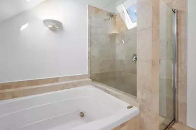 1542 N Wood Street #2R, Chicago, IL 60622 - Photo 16