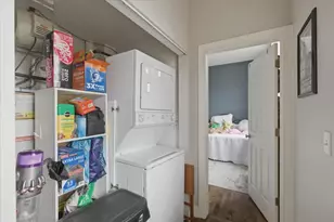 3142 W George St, Chicago, IL 60618 - Photo 8
