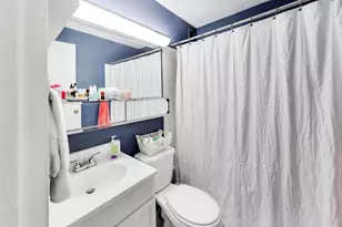 4343 N Clarendon Ave, Chicago, IL 60613 - Photo 12