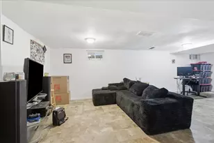 8920 Bennett Ave, Evanston, IL 60203 - Photo 16