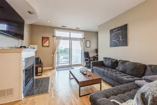 950 W Huron St, Chicago, IL 60642 - Photo 2