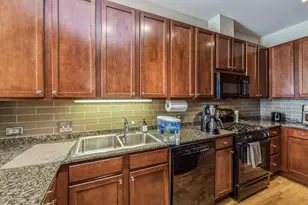 950 W Huron St, Chicago, IL 60642 - Photo 4