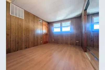 5355 N Central Avenue #2, Chicago, IL 60630 - Photo 10