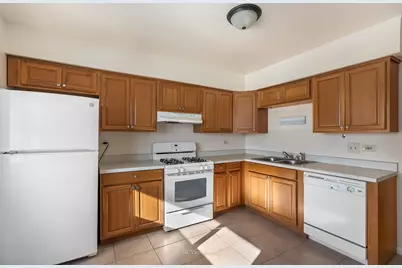 7731 Woodward Avenue #1B, Woodridge, IL 60517 - Photo 4