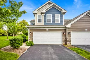 347 W Prairie Cir, Itasca, IL 60143 - Photo 1