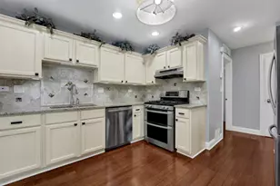 347 W Prairie Cir, Itasca, IL 60143 - Photo 12