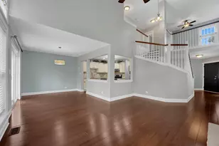 347 W Prairie Cir, Itasca, IL 60143 - Photo 6
