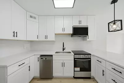3600 N Lake Shore Drive #1217, Chicago, IL 60613 - Photo 8