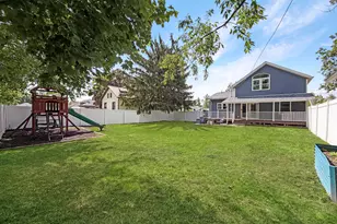 505 Oak St, Lena, IL 61048 - Photo 4