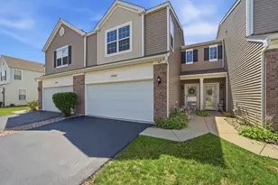 15242 Kenmare Cir, Manhattan, IL 60442 - Photo 2
