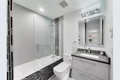 1400 N Elmhurst Road #319, Mount Prospect, IL 60056 - Photo 16