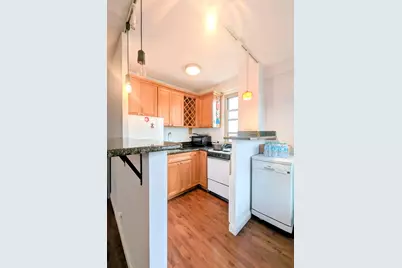 2610 W Balmoral Avenue #306, Chicago, IL 60625 - Photo 6