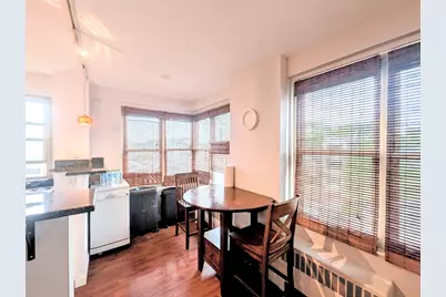 2610 W Balmoral Avenue #306, Chicago, IL 60625 - Photo 4