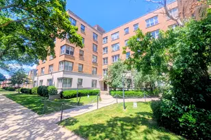 2610 W Balmoral Ave, Chicago, IL 60625 - Photo 1