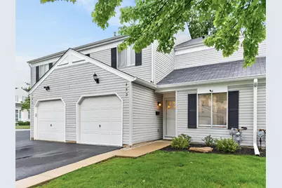 452 Minnesota Circle, Carol Stream, IL 60188 - Photo 1