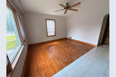 256 E 143rd Street, Dolton, IL 60419 - Photo 4