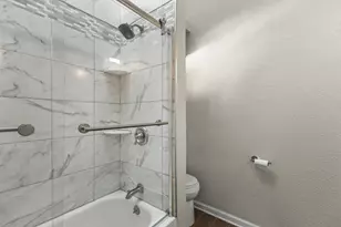 7632 Larwinn Dr, Rockford, IL 61107 - Photo 8