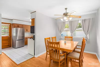 1732 Roanoak Avenue, Aurora, IL 60506 - Photo 6
