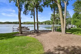 1370 Dunns Ct, Fox Lake, IL 60020 - Photo 44