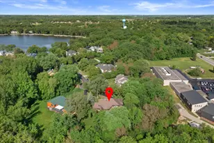 1370 Dunns Ct, Fox Lake, IL 60020 - Photo 2