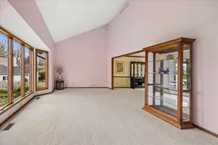 6037 Dunham Rd, Downers Grove, IL 60516 - Photo 6