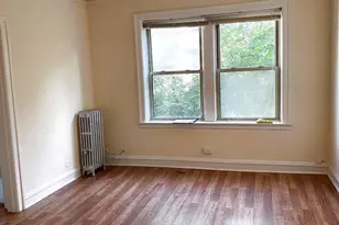 2536 N Sawyer Ave, Chicago, IL 60647 - Photo 2