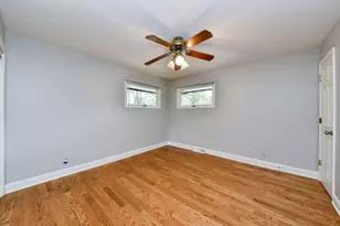 1706 E Liberty Dr, Wheaton, IL 60187 - Photo 8