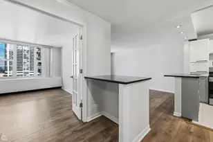 400 E Randolph St, Chicago, IL 60601 - Photo 8