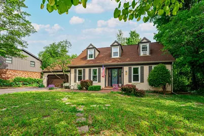 5472 Blackthorn Drive, Rockford, IL 61107 - Photo 2
