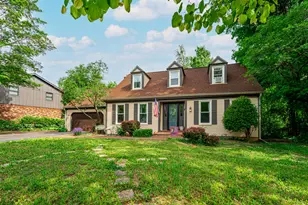 5472 Blackthorn Dr, Rockford, IL 61107 - Photo 2