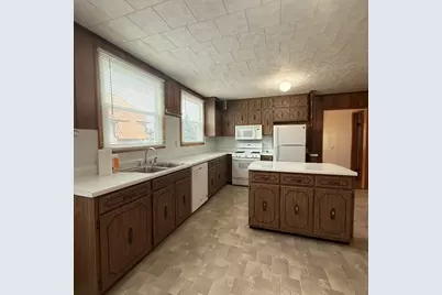 410 E Locust Street, Harrisburg, IL 62946 - Photo 14