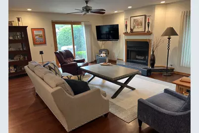 1016 Rene Court, Park Ridge, IL 60068 - Photo 4