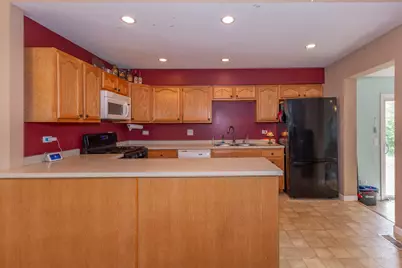 382 Keith Avenue, Crystal Lake, IL 60014 - Photo 8