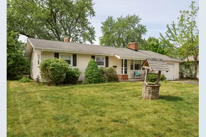 382 Keith Avenue, Crystal Lake, IL 60014 - Photo 2
