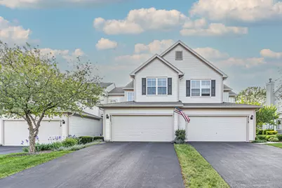 517 Heritage Court #517, Saint Charles, IL 60175 - Photo 2