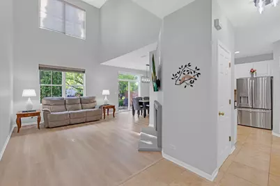 517 Heritage Court #517, Saint Charles, IL 60175 - Photo 8