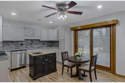 331 Fairfax Avenue, Romeoville, IL 60446 - Photo 2