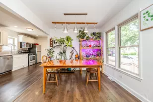 4653 N Kennicott Ave, Chicago, IL 60630 - Photo 6