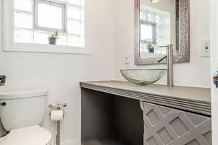 4653 N Kennicott Ave, Chicago, IL 60630 - Photo 22