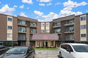 9820 S Pulaski Rd, Oak Lawn, IL 60453 - Photo 2