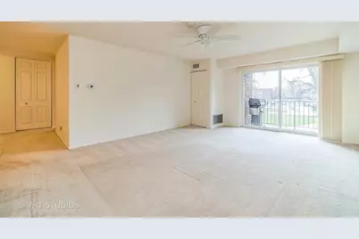 1450 Sandpebble Drive #227, Wheeling, IL 60090 - Photo 4
