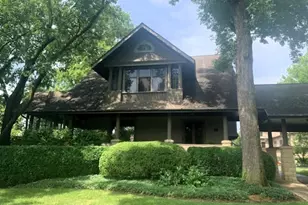 1516 S Batavia Ave, Geneva, IL 60134 - Photo 1
