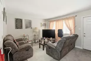 808 Mackinaw Ave, Calumet City, IL 60409 - Photo 4