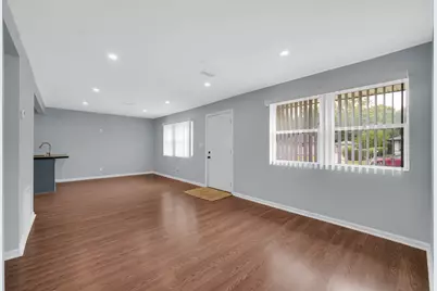 14220 Marshfield Avenue, Dixmoor, IL 60426 - Photo 4