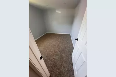 14220 Marshfield Avenue, Dixmoor, IL 60426 - Photo 8