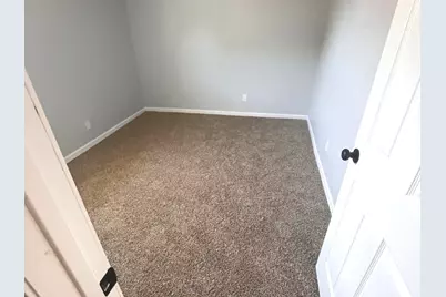14220 Marshfield Avenue, Dixmoor, IL 60426 - Photo 8
